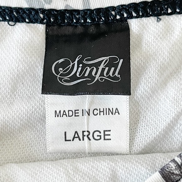 Sinful by Affliction Guns & Roses Embellished Bikini Bottom White Black Large - Picture 4 of 9